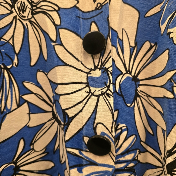 Cable & Gauge Blue and Cream Floral Shirt - Picture 7 of 7